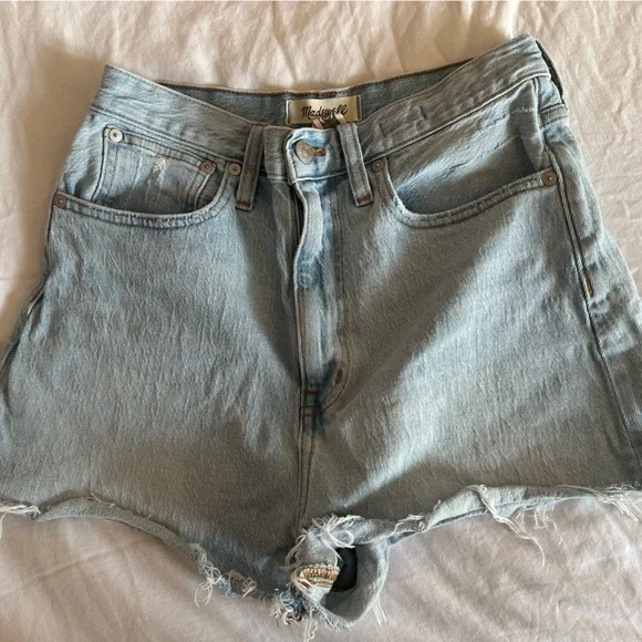Madewell Mom Jean Shorts | Size 27 - Picture 3 of 4